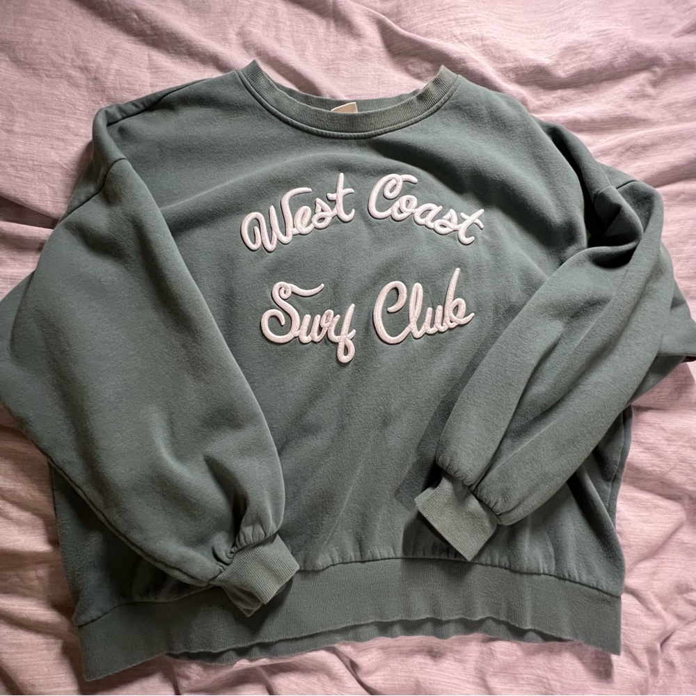 H&M West Coast Surf Club Oversized Sweater